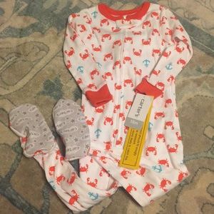 NWT Carter’s footed sleeper
